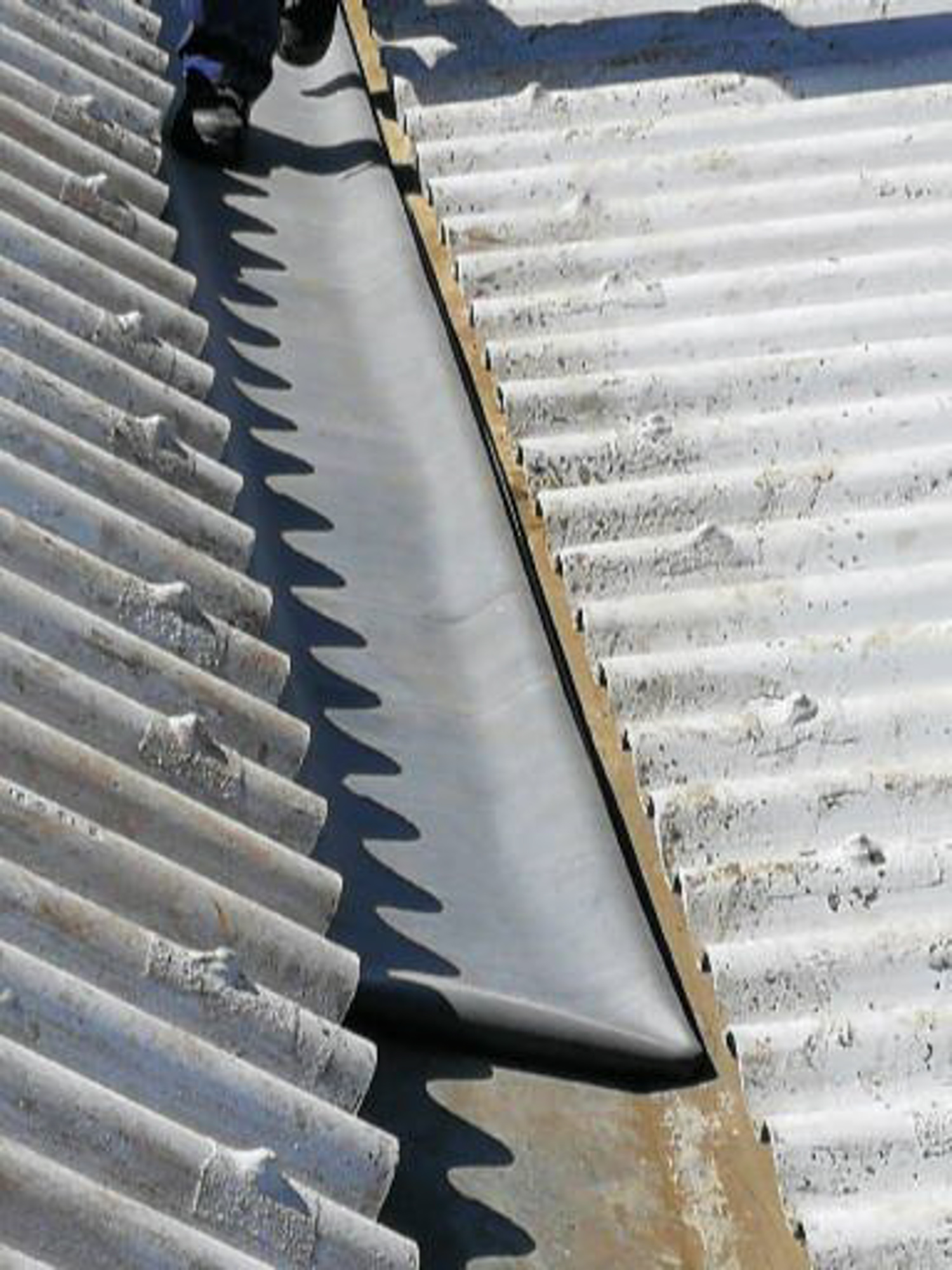 box-gutter-Tuppleware-225